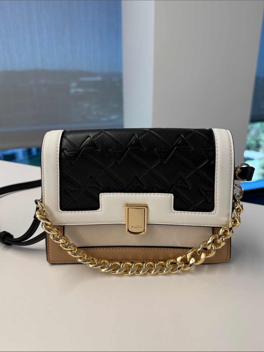 Aldo Tricolor Quilted Chain Shoulder Bag — Black/White/Tan